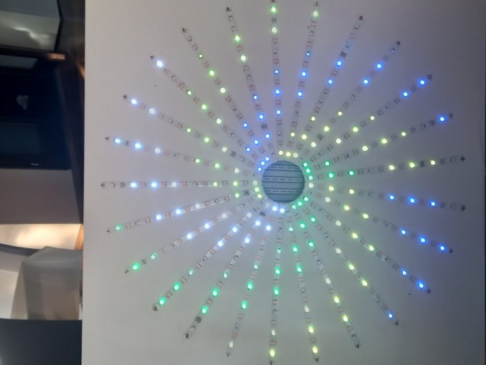 Jocuri de lumini cu led rgb adresabile