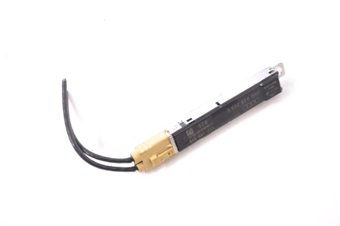 Antena AUDI A8 D4 4H_ 2011 OEM: 4H0035225E 11787276