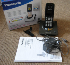 Telefon fix cu receptor fara fir Panasonic (cordless, digital, DECT) foto