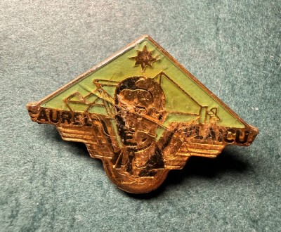 Insigna Aurel Vlaicu foto