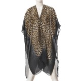Poncho cu imprimeu leopard si bordura neagra