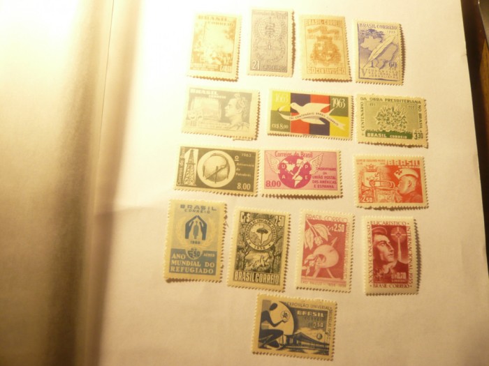 Lot 15 Timbre Brazilia nestampilate ,serie1val. sau deparaiate : anii '50-60