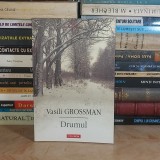 VASILI GROSSMAN - DRUMUL ( POVESTIRI ) , POLIROM , 2012 *