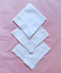 Lot de 3 batiste Vintage cu margine de dantela fina, din bumbac foto