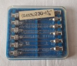 LUER ace pentru seringa, in cutia originala , industria tehnico medicala, anii 1980 produs nefolosit