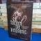 JENNIFER HILLIER - CE FACEM PE INTUNERIC ( ROMAN ) , 2023 *