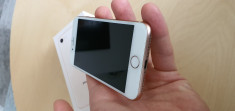iPhone 8 64GB foto
