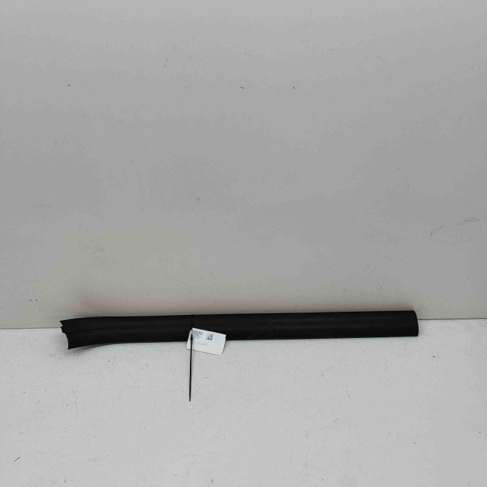 Ornament prag dreapta față BMW 4 Coupe F32, F82 2016 OEM: 7277640