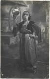 P1922N T&acirc;nără &icirc;n costum exotic, 1928, studio Elegant, București