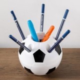 Suport pentru pixuri și creioane din plastic, formă minge de fotbal, &Oslash;11x9cm, alb-negru, CMCLASS