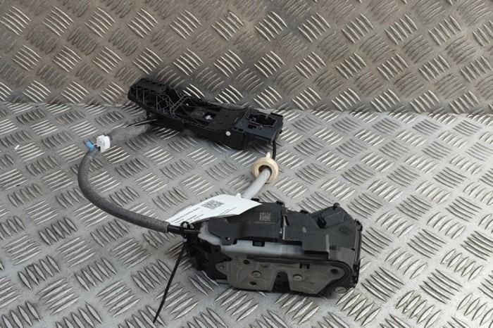 &Icirc;ncuietoare ușă st&acirc;nga față AUDI Q4 Sportback F4N 2024 OEM: 5TC837015D,5N0837017D,8V0839885 | 31846027
