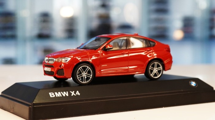 2014 BMW X4 - Herpa 1/43