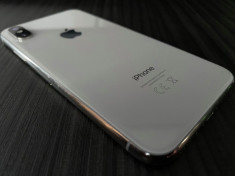 Vand Apple iPhone X White, 256GB, Incarcator+Casti ORIGINALE foto