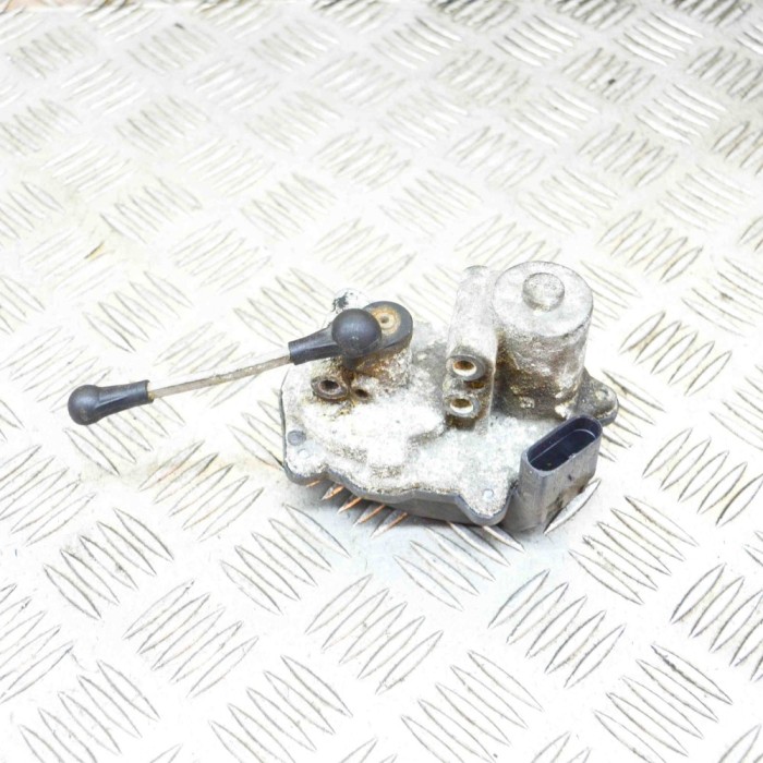Motor clapetă galerie de admisie VW PASSAT B6 3C2 2009 OEM: A2C53106022,06F133482B 13946783