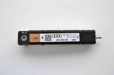 Amplificator de antena AUDI A3 Limousine 8VS, 8VM 2015 OEM: 8V5035225 foto