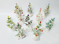 Braduti decor Craciun cadou, brad unicat margele, multe modele, culori