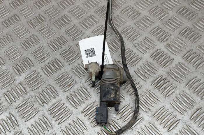 Motor rezervor lichid de parbriz OPEL VIVARO Combi 2016 OEM: 1024583,93450303 28595429