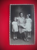 HOPCT 382 D FAMILIE -MAMA SI FETITE -COPII-FOTOGRAFIE VECHE TIP CP