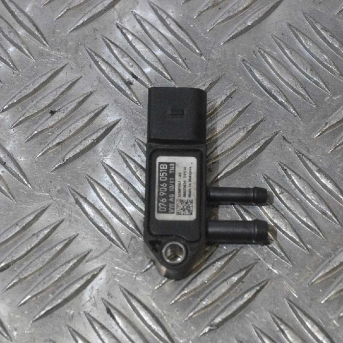 Senzor de presiune DPF VW PASSAT CC 357 2009 OEM: 076906051B,51MPP02 | 2392052