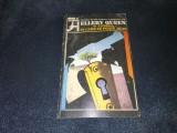 ELLERY QUEEN - O CAMERA IN CARE SE POATE MURI