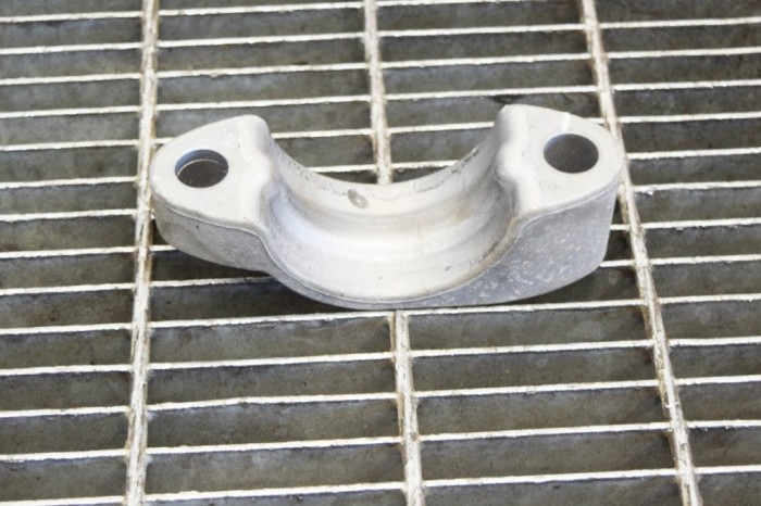 Suport stabilizator st&acirc;nga față BMW 7 G11, G12 2017 OEM: 6861474 11519012