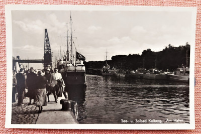 See- U. Solbad Kolberg. Am Hafen Vas german arborand drapelul nazist-Necirculata foto