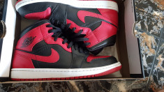 Jordan Retro 1 Banned foto