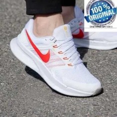 ADIDASI Nike Run Swift 3 Men&amp;#039;s DR2695-101 ORIGINALI 100% nr 42 foto