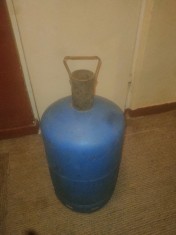 Butelii Gaz fara guler constanta foto