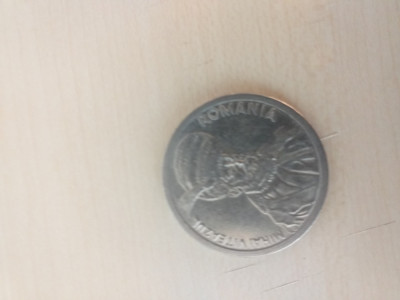 2 monezi 100 lei Mihai Viteazul 1994 si 1996 foto
