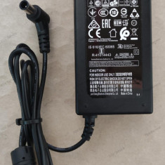 Alimentator LG 19V~2.53A