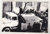 Bnk foto - Camion SR folosit ca dric, Alb-Negru, Romania de la 1950, Transporturi