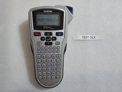 Imprimanta termica pentru etichetare Brother P-Touch 1010 - poze reale foto