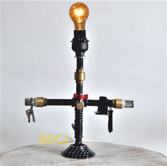 lampa suport steampunkdesigncj, lampa steampunk, corp de iluminat foto