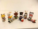Lot 7 Figurine Iepuri Albi UNISOFT, Cauciuc, 7cm - Set Colectie Iepurasi Jucarie