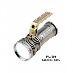 Lanterna Metalica Ted Electric Led Cree T6 5w Include 2 Acumulatori 18650 foto