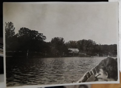 Fotografie, pe lac in Romania, 1930 foto