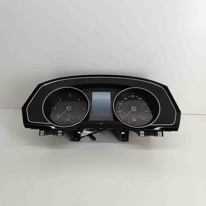 Ceas de bord VW PASSAT B8 3G2 2015 OEM: 3G0920951