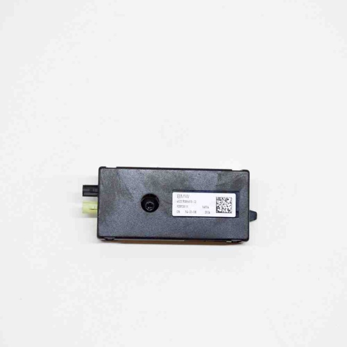 Amplificator de antena BMW X3 G01, F97 2018 OEM: 9389613,92870811