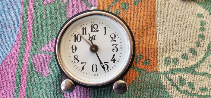 CEAS MECANIC , ANII 80 , FUNCTIONEAZA PE SPATE ,STARE FOARTE BUNA .