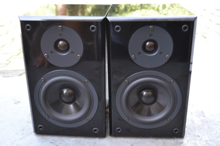 Boxe Yamaha NX E 400