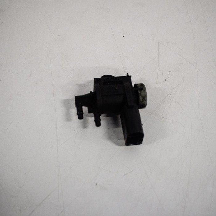 Supapa solenoid AUDI Q5 8R 2011 OEM: 1K0906283A 2708221