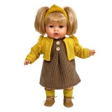 Papusa Nines D&#039;Onil, Tita, cu parul blond, cu haine de toamna, cu miros de
