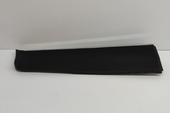 Bandou inferior ușă dreapta spate FORD ECOSPORT 2019 OEM: GN15-254A76-A 21860965