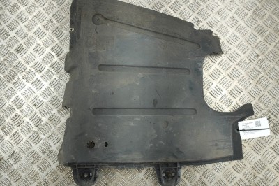 Scut motor st&amp;acirc;nga spate SKODA SUPERB III Estate 3V5 2017 OEM: 3V0825205 | 22051860 foto