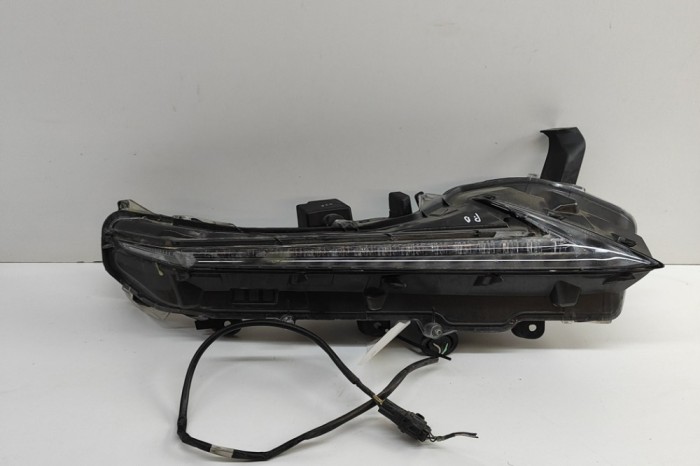 Proiector ceață dreapta față LEXUS NX _Z1_ 2020 OEM: 81610-78090 30373877