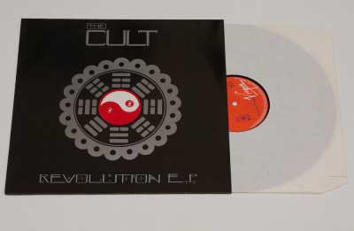 The Cult &amp;ndash; Revolution E.P. &amp;lrm;- disc vinil, vinyl, EP (extended play) foto