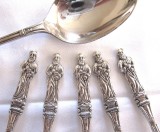 SET LINGURITE ARGINTATE PLACATE CU ARGINT LINGURITE PENTRU CAFEA 11.5 CM, Set tacamuri