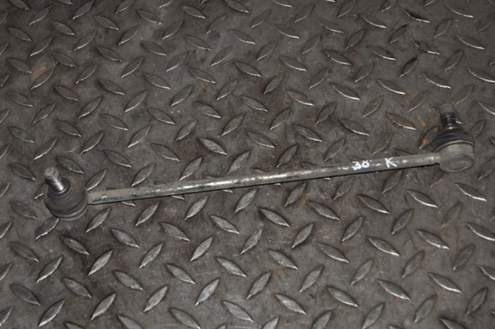 Bieleta stabilizatoare st&acirc;nga față VW GOLF VII 5G1, BQ1, BE1, BE2 2017 | 11810957