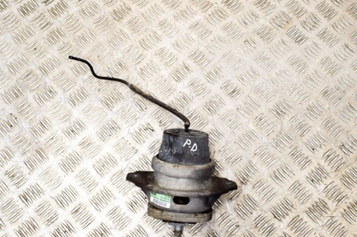 Suport motor dreapta LAND ROVER RANGE ROVER SPORT L320 2012 OEM: AH226A003BA-4518,AH226A003BA,AH22-6A003-BA | 14910487